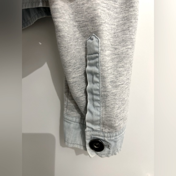 Pieces Kensie Cropped Jean Jacket Small - Picture 7 of 12